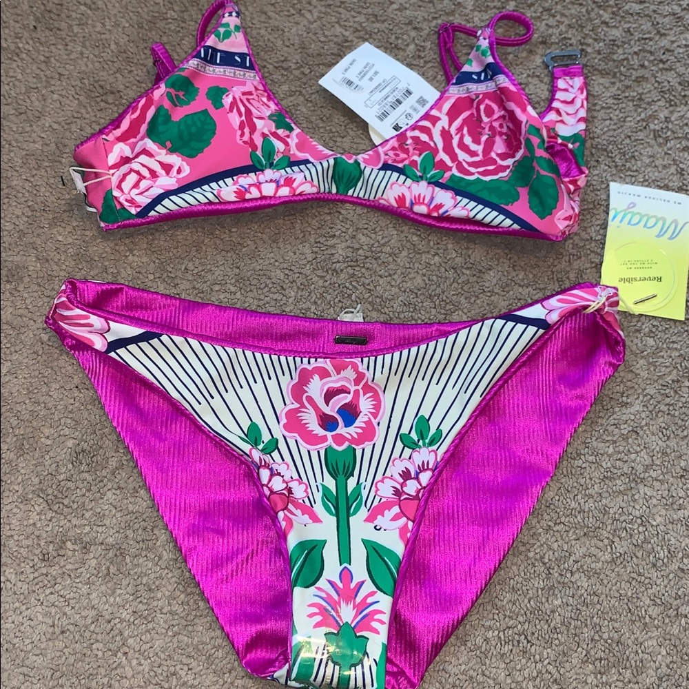 Maaji bikini small top medium bottoms nwt